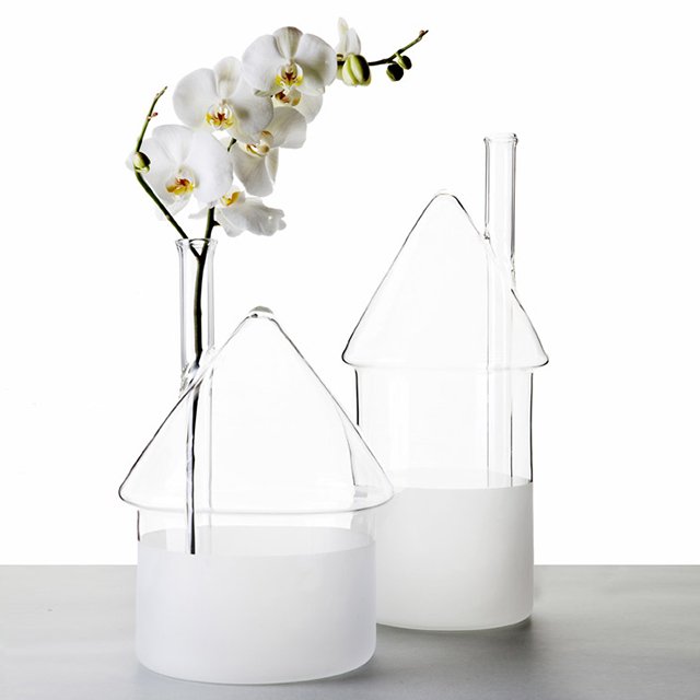 Оригинальные вазы для цветов Fabrica